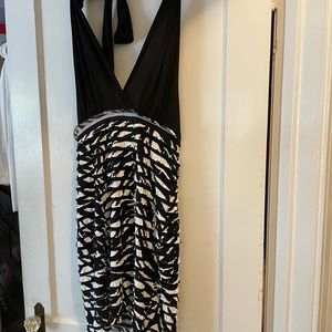 NWOT Fun dress! Connected Apparel Size 12 black and white